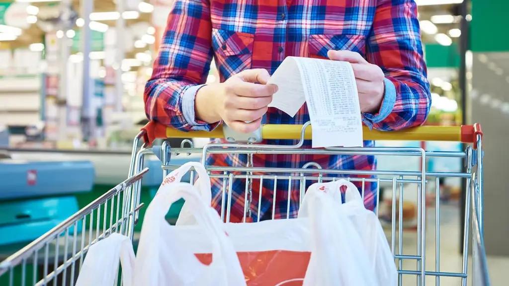 С начала года в КР больше всего подорожали сахар, мука и конина