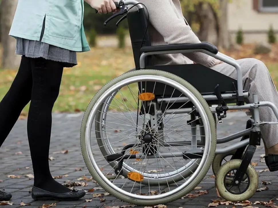 В этом году персональным ассистентам выплатили на 265 млн сомов больше