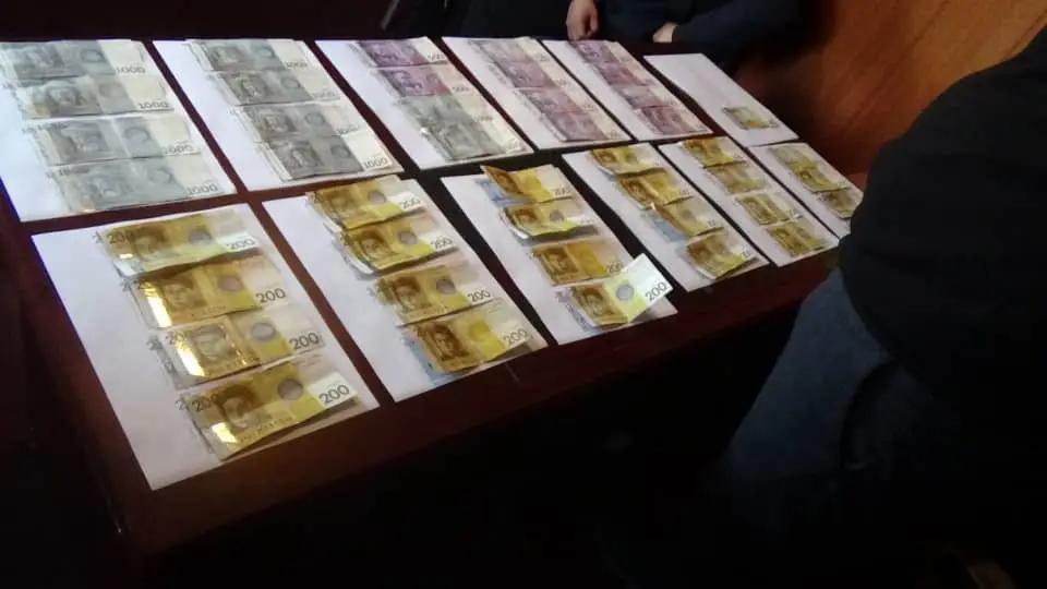 В Оше задержан адвокат за вымогательство