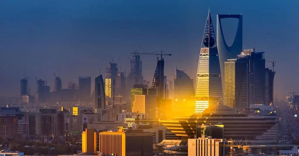 Теперь за выезд из Саудовской Аравии иностранцам придется заплатить $53