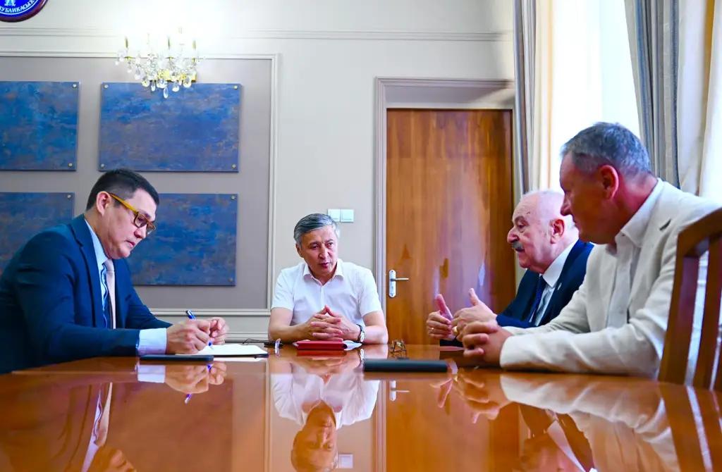 В Бишкеке обсудили трудоустройство кыргызстанцев в Польше