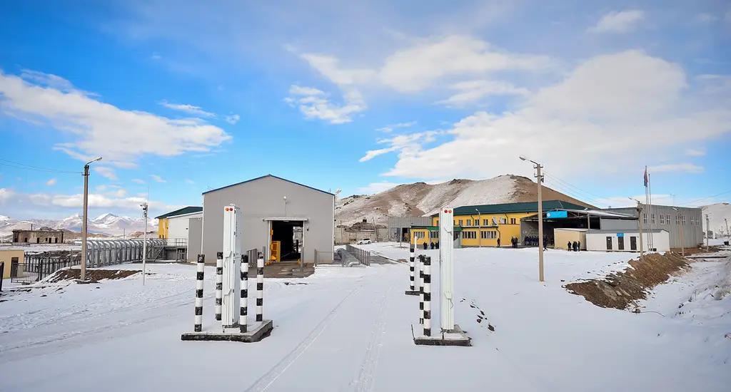 В конце января Китай временно закроет границу