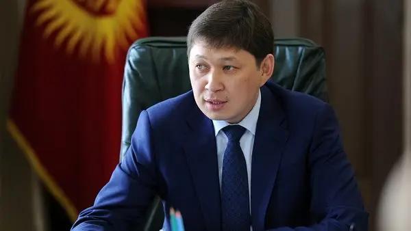 Впервые в истории премьер-министру выразили вотум недоверия. Президент подписал отставку правительства Сапара Исакова