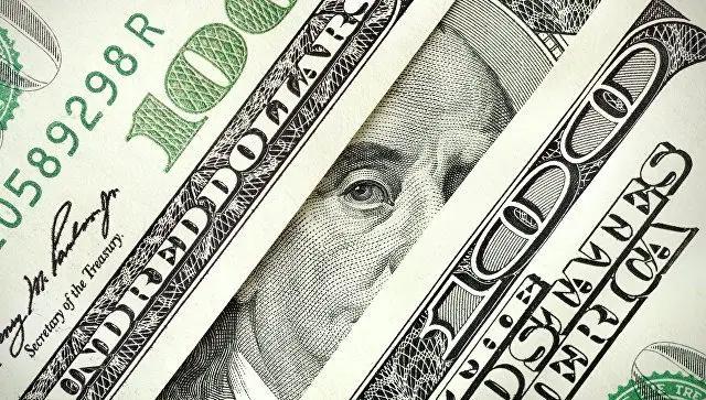 В Кыргызстане долларизация депозитов выросла до 47.2%