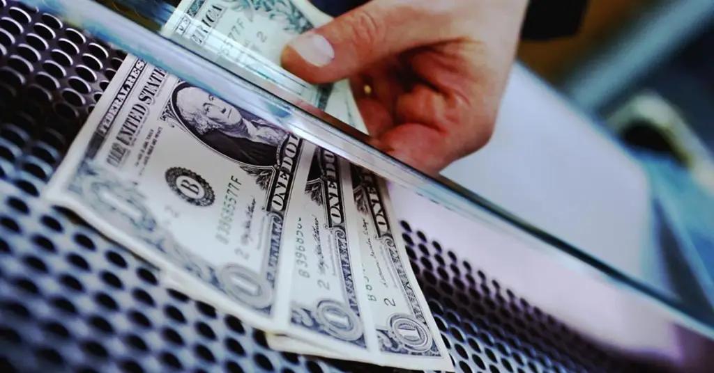 За год приток денежных переводов в Кыргызстан вырос на $33.9 млн