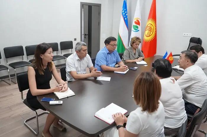 УКФР и «Кыргызиндустрия» договорились о сотрудничестве