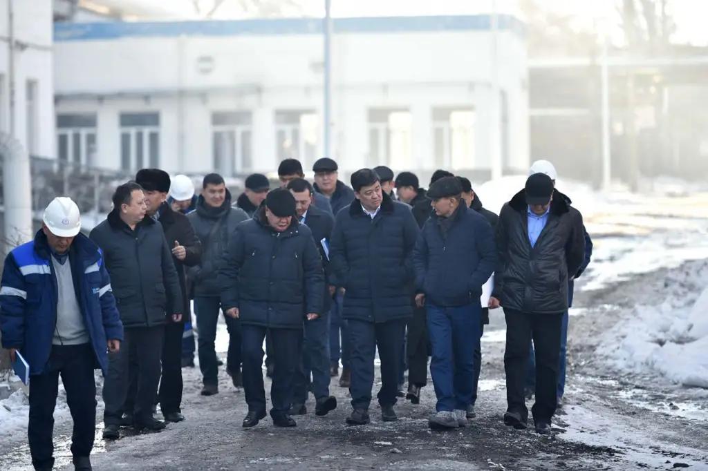 Зампредседателя кабмина проверил работу ТЭЦ Бишкека