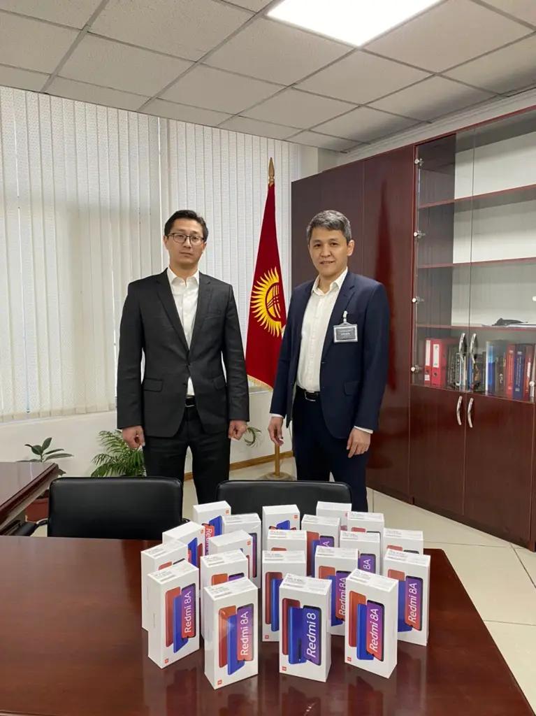 Комендатуре КР купили 110 смартфонов