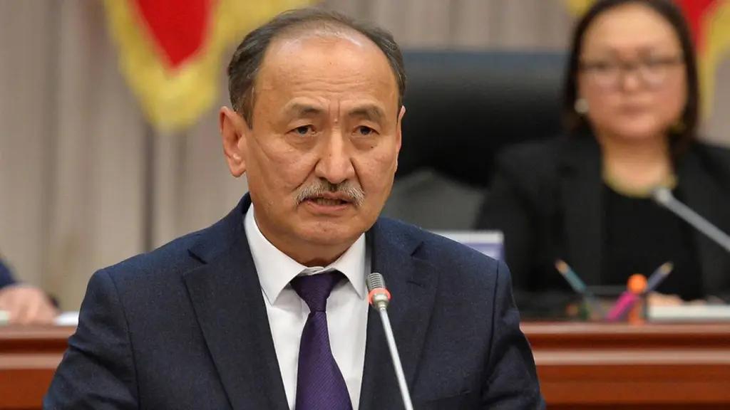 Суд отпустил Алымкадыра Бейшеналиева. У него семь уголовных дел