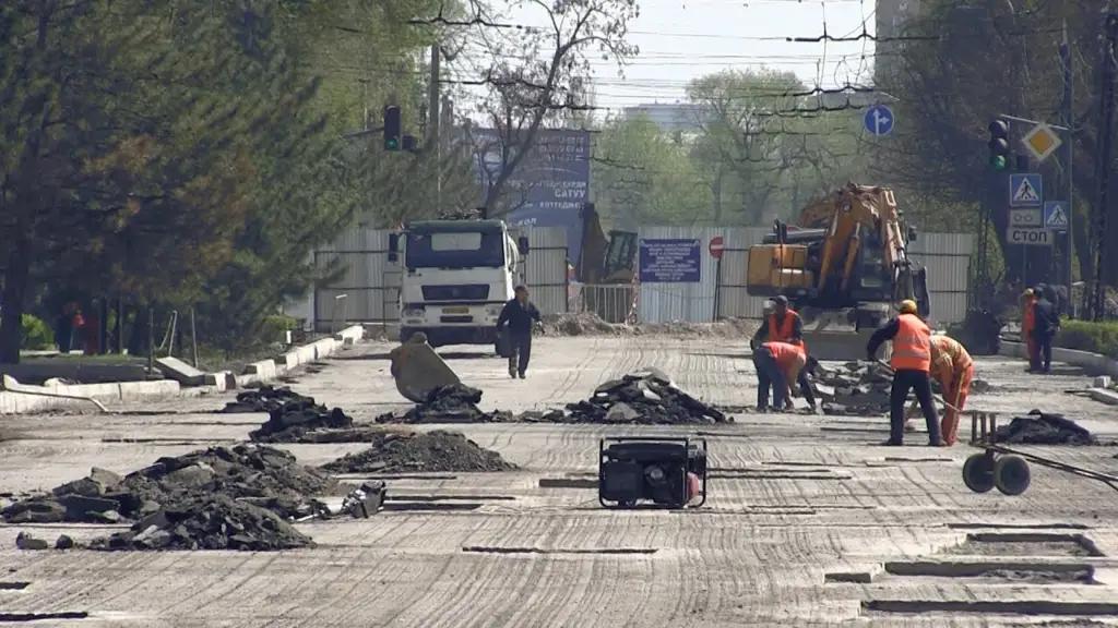 Подрядчик от КНР отремонтирует 60 улиц Бишкека