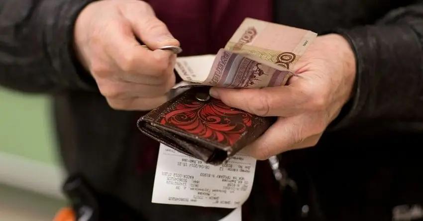 Дмитрий Медведев признал падение уровня благосостояния россиян