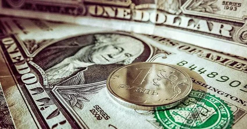 В 2018 году в России поменяют формулу расчета для валютных интервенций