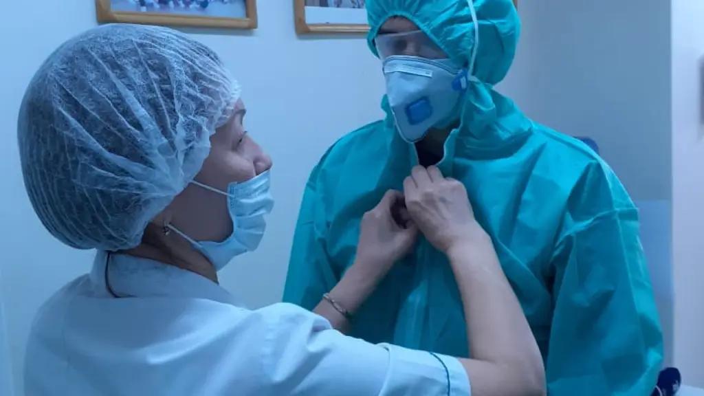 В РК 26 тысяч врачей получат надбавку к зарплате