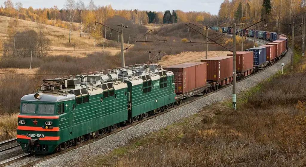 «Кыргыз темир жолу» снизило тарифы на 10%