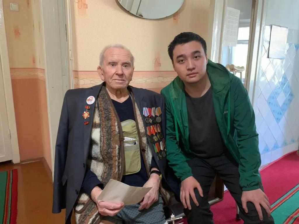 «Айыл Банк» оказал адресную помощь 30 ветеранам ВОВ по городу Бишкек