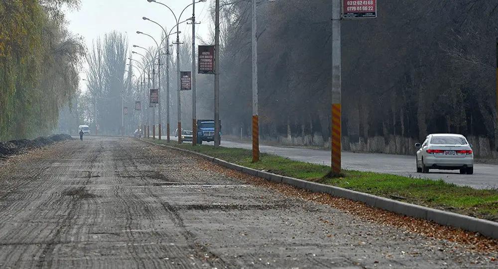 На ремонт автодороги Бишкек - аэропорт "Манас" потребуется еще 170 млн сомов