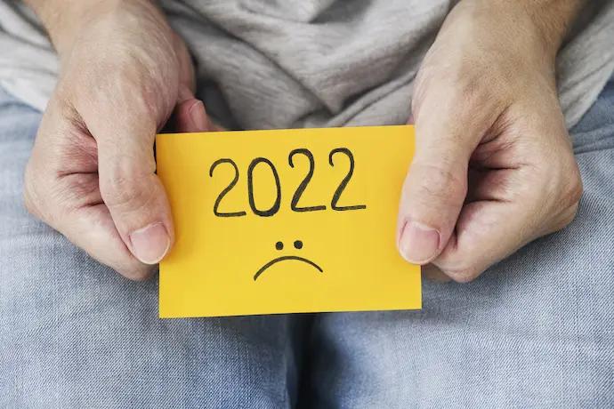 Обеспеченные кыргызстанцы считают 2022 год неудачным