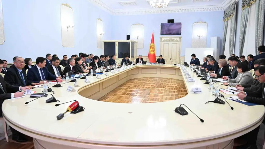 На итоговом заседании года в кабмине рассмотрели 18 вопросов