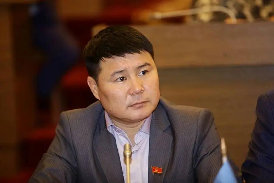 Стройкомпании в Баткене не платят зарплату сотрудникам — депутат