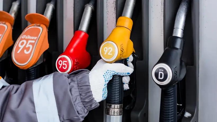 Объявили тендер на покупку АИ-92 по 284 тысячи сомов за литр