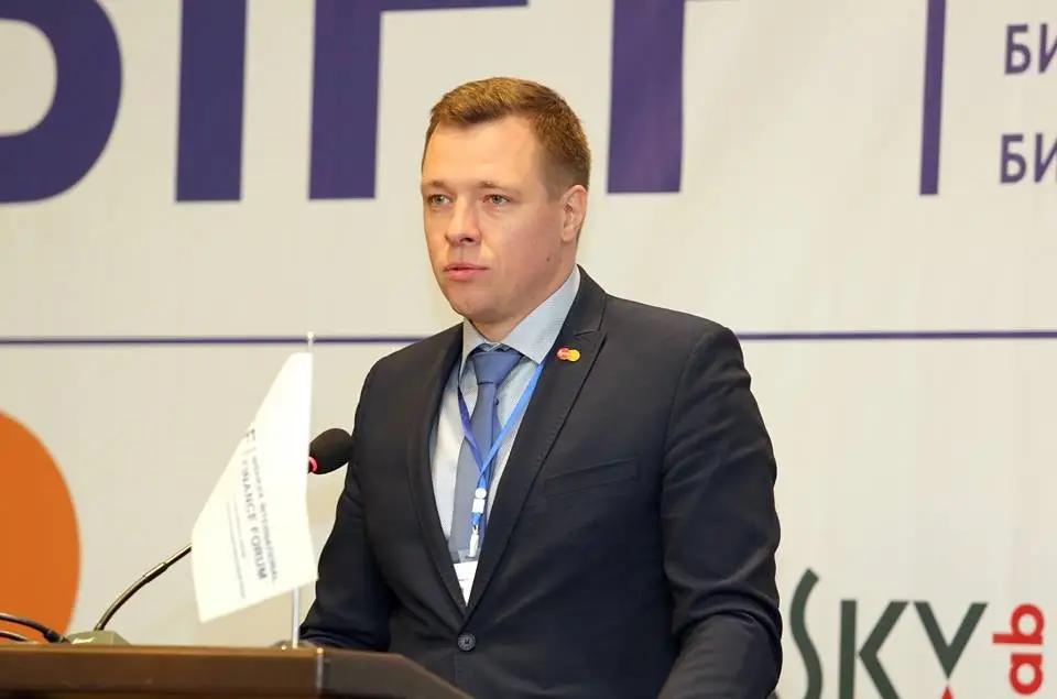 MasterCard: 95% владельцев карт в КР используют их для снятия наличных