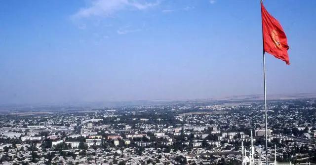 Узбекистан и Таджикистан проигнорировали Ферганский торгово-экономический форум в Оше