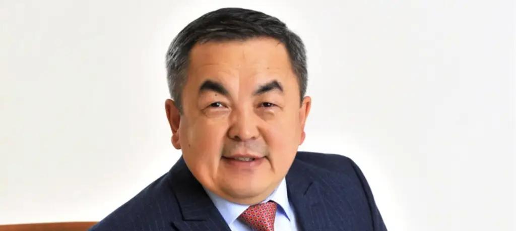 Болтурук оплатил деньгами «Кумтора»  поездку семьи в Торонто