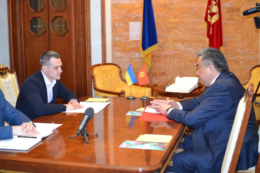 Кыргызстан и Украина обсудили активизацию бизнес-контактов