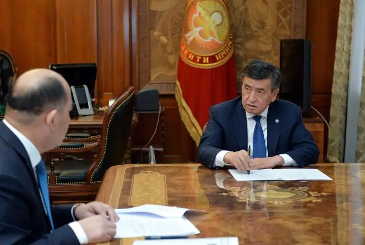 С 8 апреля введут всеобщую дистанционную форму обучения