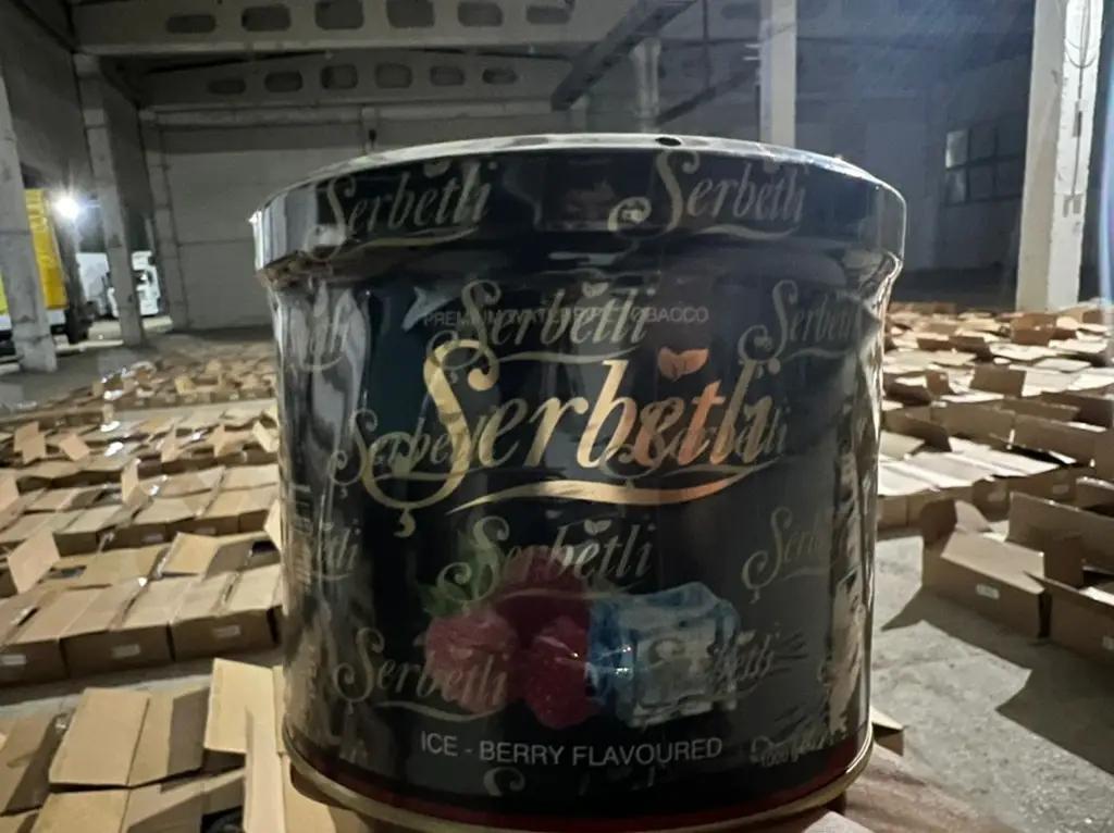 В КР пытались ввезти контрабандный табак для кальяна на 40 млн сомов