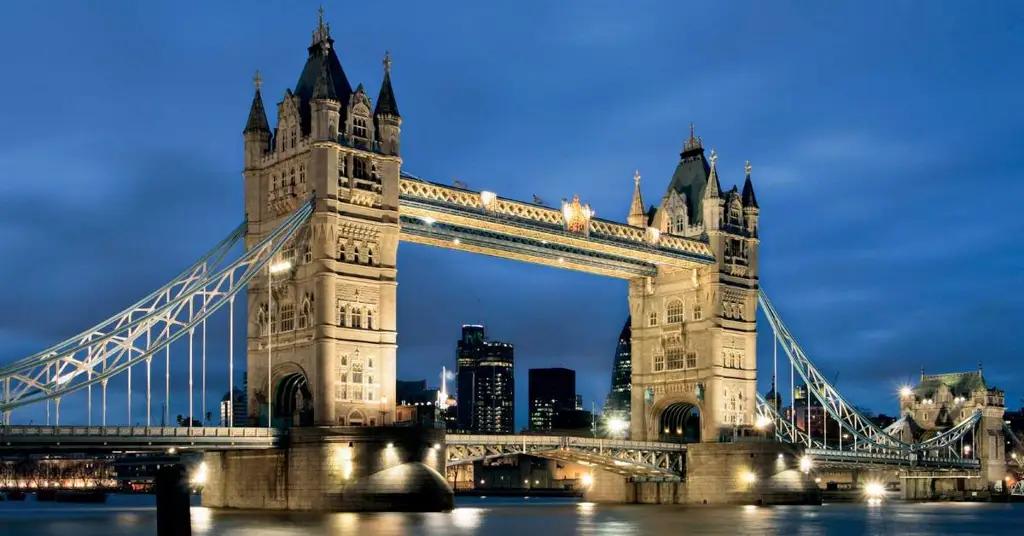 Бюджет Великобритании потеряет $40 млрд при выходе из ЕС