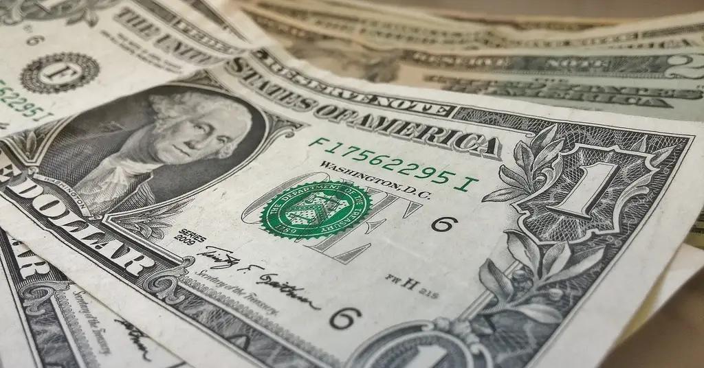 Доходы России от экспорта нефти упали на 30% — до $39 млрд