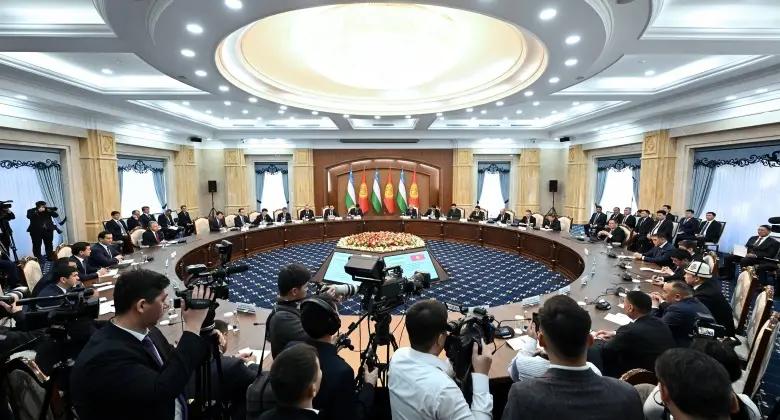 КР и РУз подписали Декларацию о всеобъемлющем стратегическом партнерстве