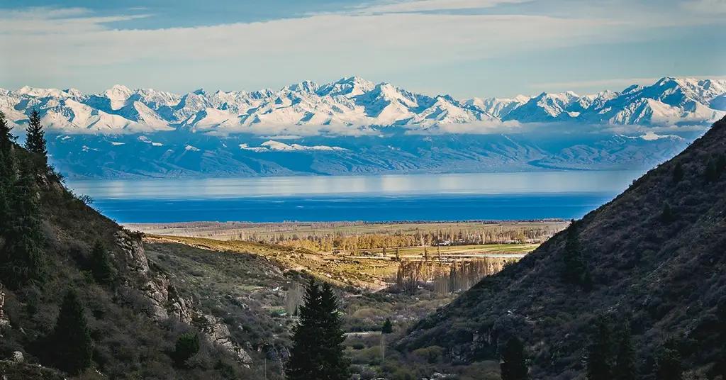 В Казахстане запущен сервис онлайн-покупки билетов на автобусы до Иссык-Куля