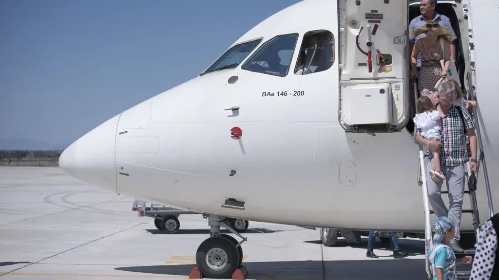 Асфальтом аэропорта «Талас» займется другая компания