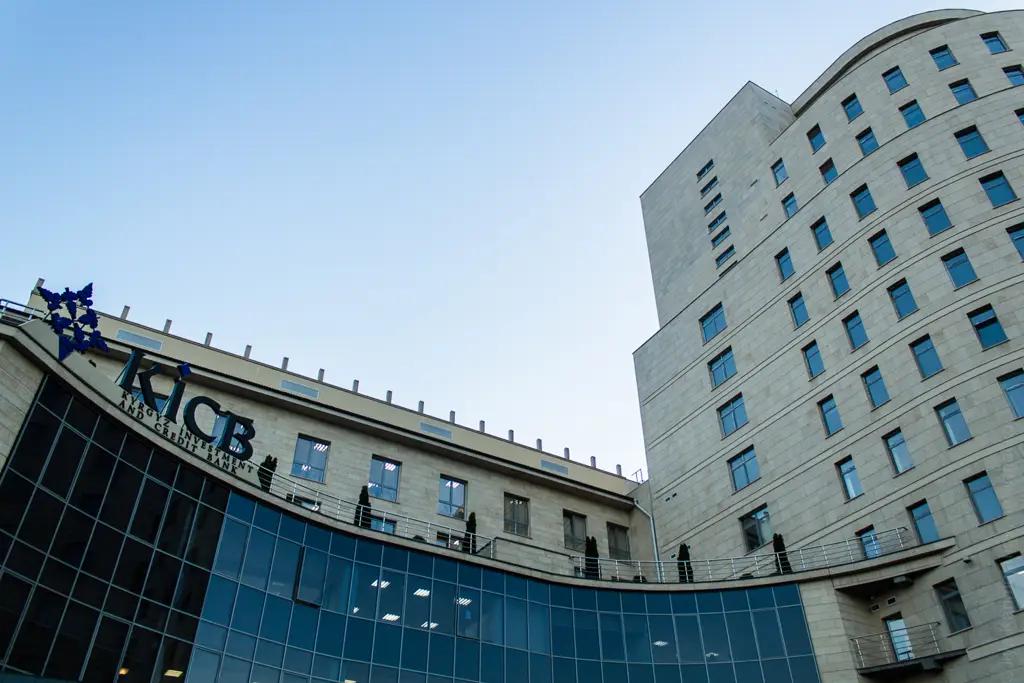 НБ КР согласовал кандидатуры на должности в комбанках КР