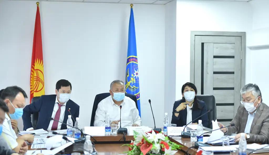 Транспорт, кафе и рестораны за нарушение санитарных правил будут закрывать