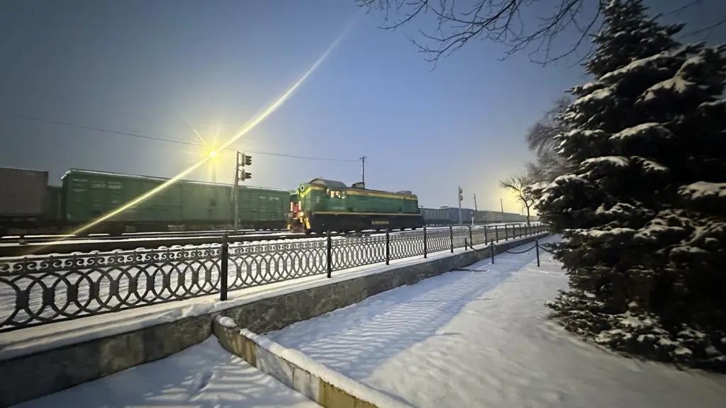 КТЖ сэкономил 2 млн сомов на счетах за свет за счет замены ламп накаливания