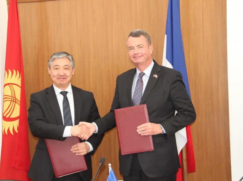 Франция предоставит Кыргызстану отсрочку по выплате €124.2 млн