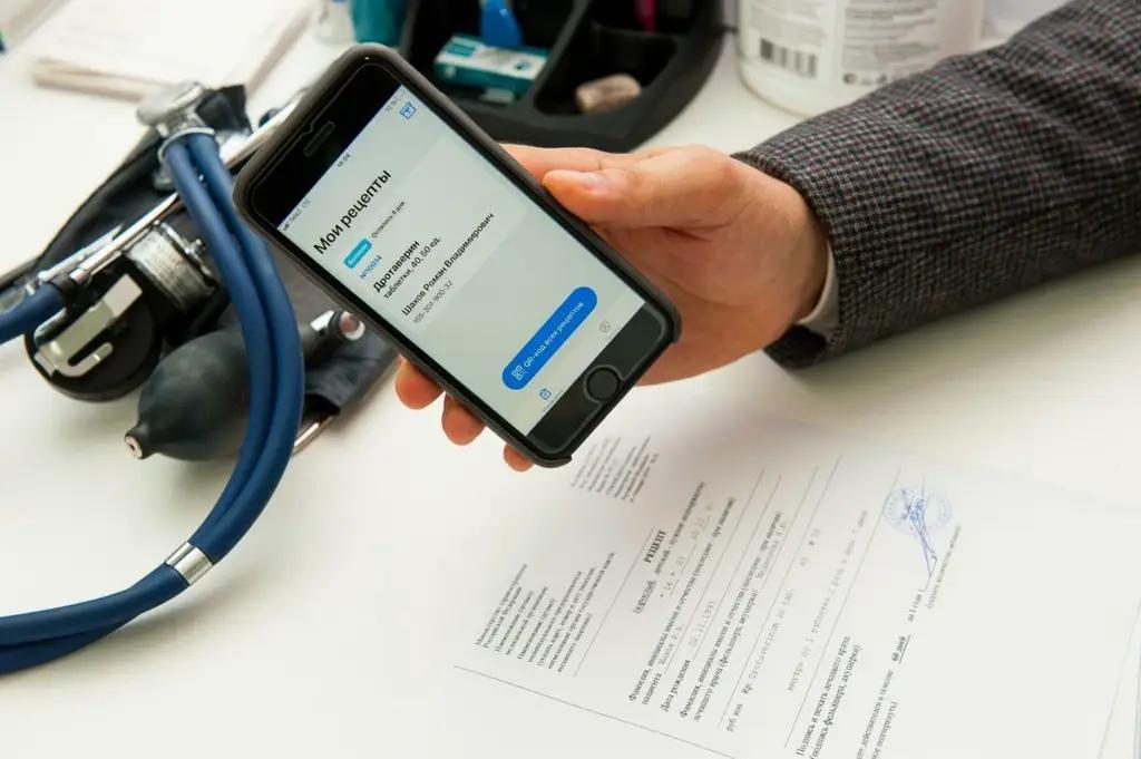 Мошенники выписали почти на 4 млн сомов рецепты мертвым пациентам