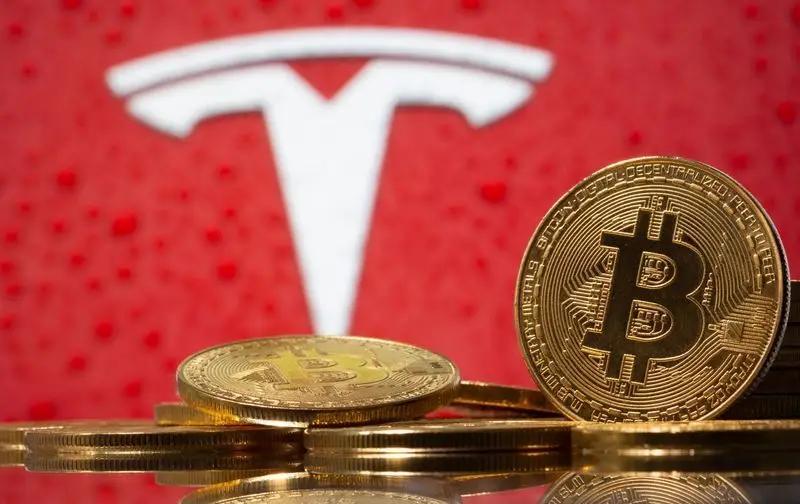 Tesla будет продавать электромобили за Bitcoin