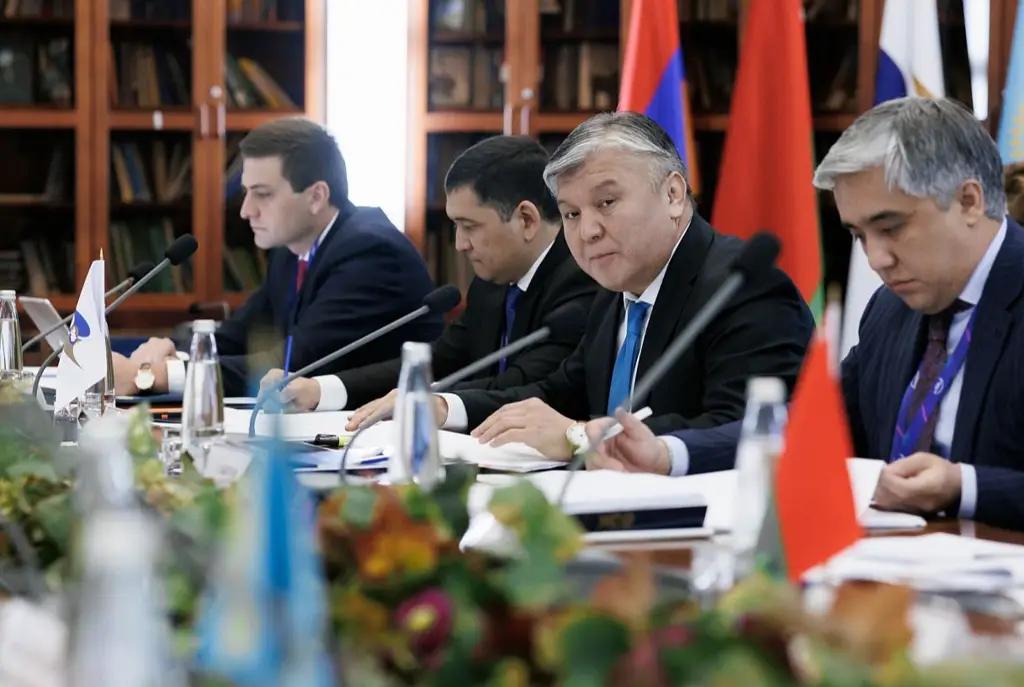 Министры обсудили развитие транспортных комплексов в странах ЕАЭС