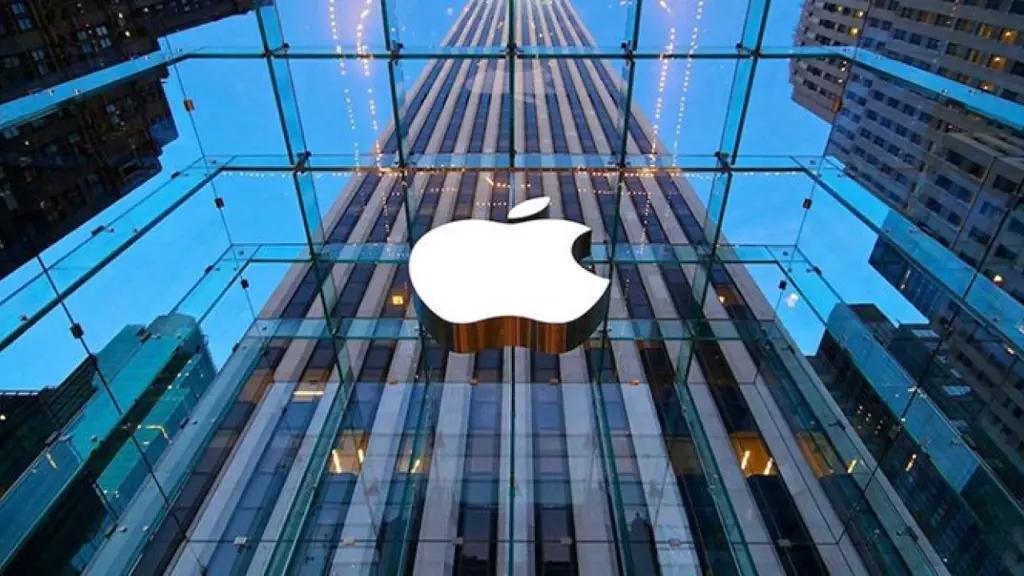 Apple подешевела на $100 млрд