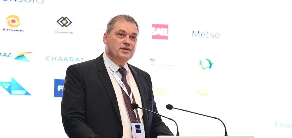 Глава MINEX оценил переход «Кумтора» на новый метод разработки рудника