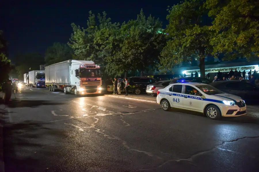 Из Бишкека в Баткенскую область отправлено 67 тонн гумпомощи