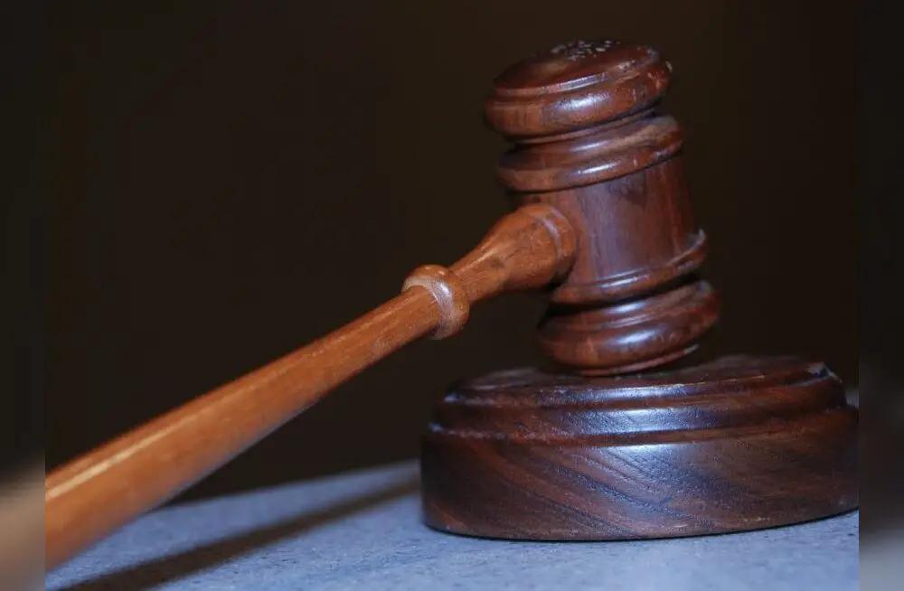 Судебный исполнитель под следствием за ущерб государству на 2 млн сомов