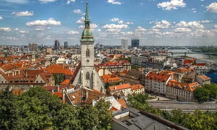 Кыргызстан и Словакия договариваются об отмене двойного налогообложения