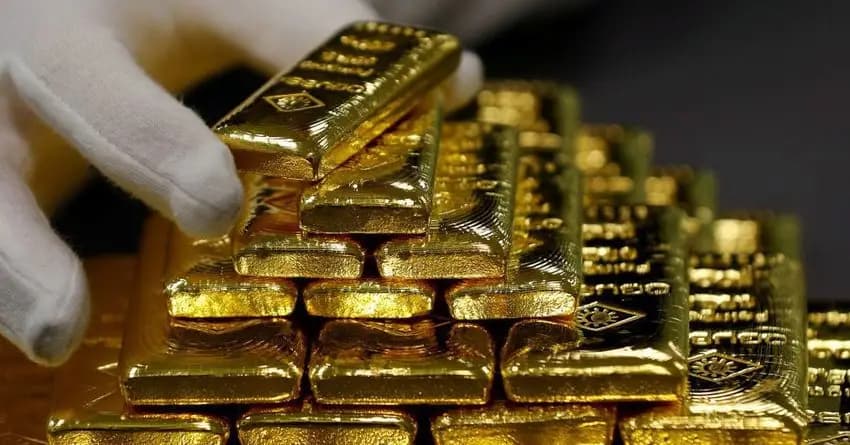 100-граммовые золотые слитки подорожали за один день на $15