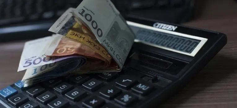В Кыргызстане за семь лет минимальный размер оплаты труда вырос на $10