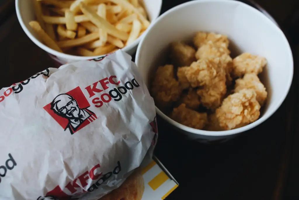 KFC выплатит по $1 тысяче пострадавшим от коронавируса сотрудникам